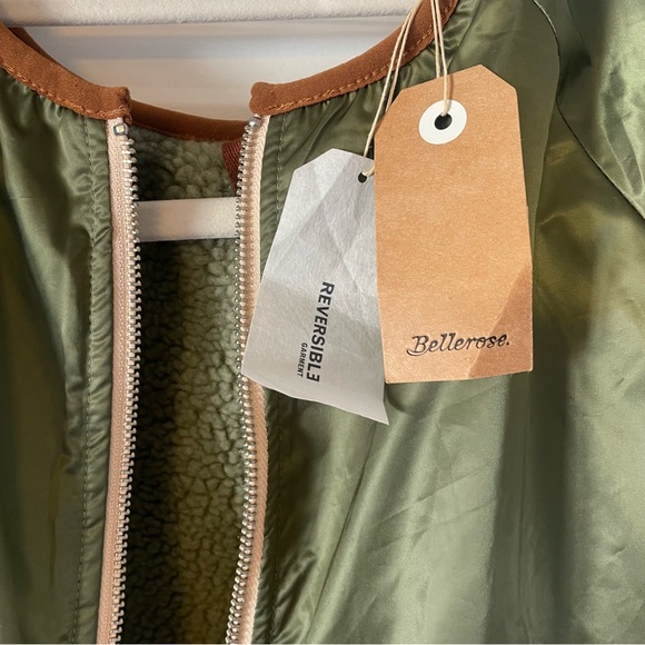 Reversible bomber jacket- size 2 (medium) NWT - Picture 9 of 13